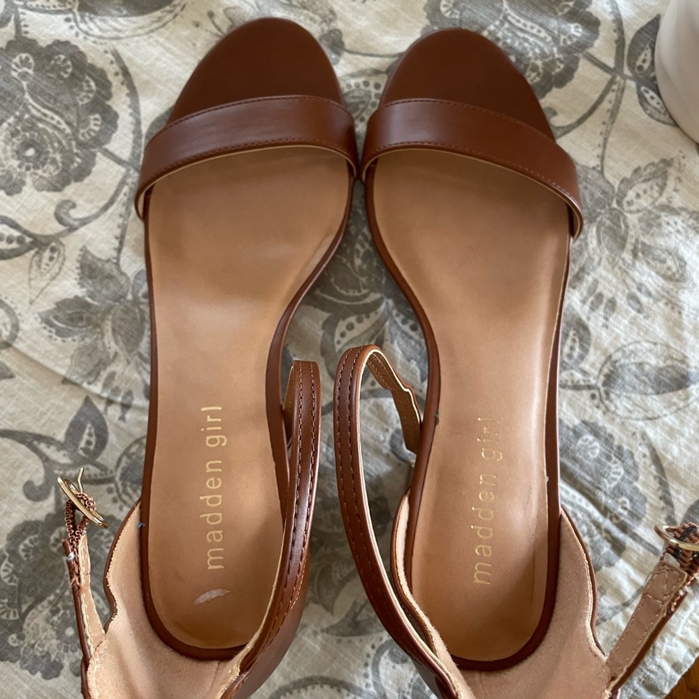 Madden Girl Casual Low Heel